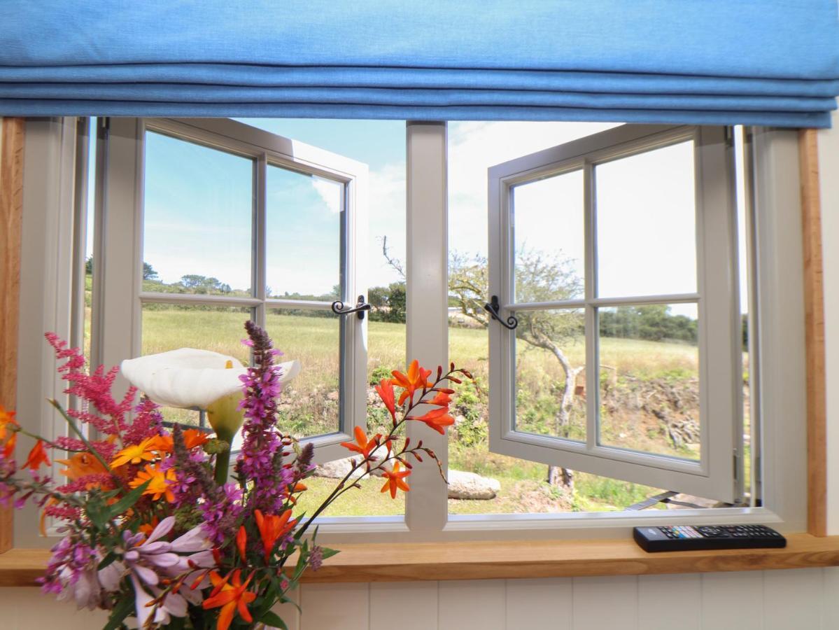 Bosulla Shepherds Hut Penzance Eksteriør billede
